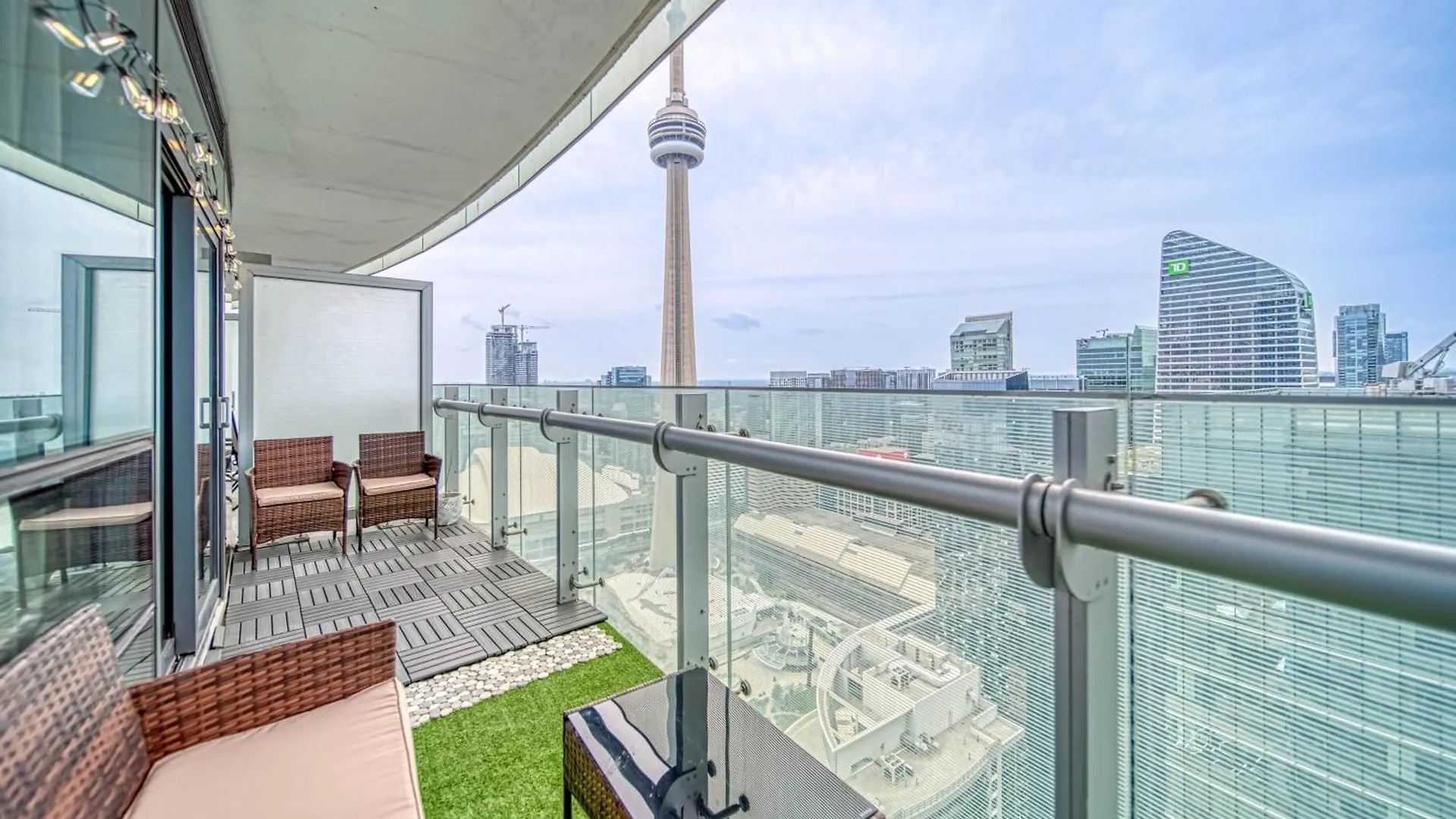 Royal York Suites Toronto 0*,  Canada