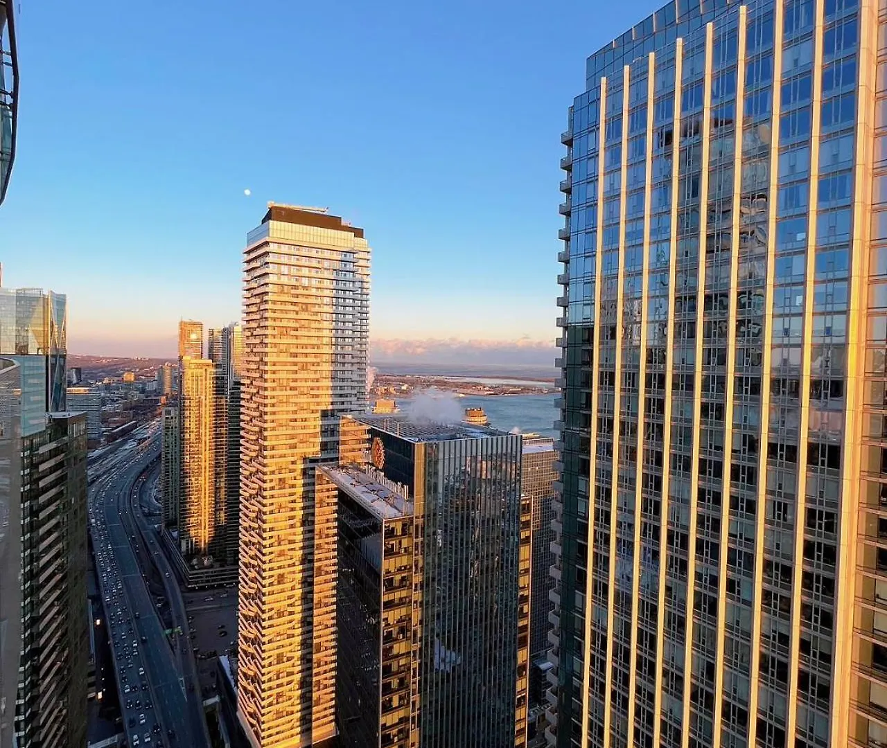 Royal York Suites Toronto 0*,  Canada