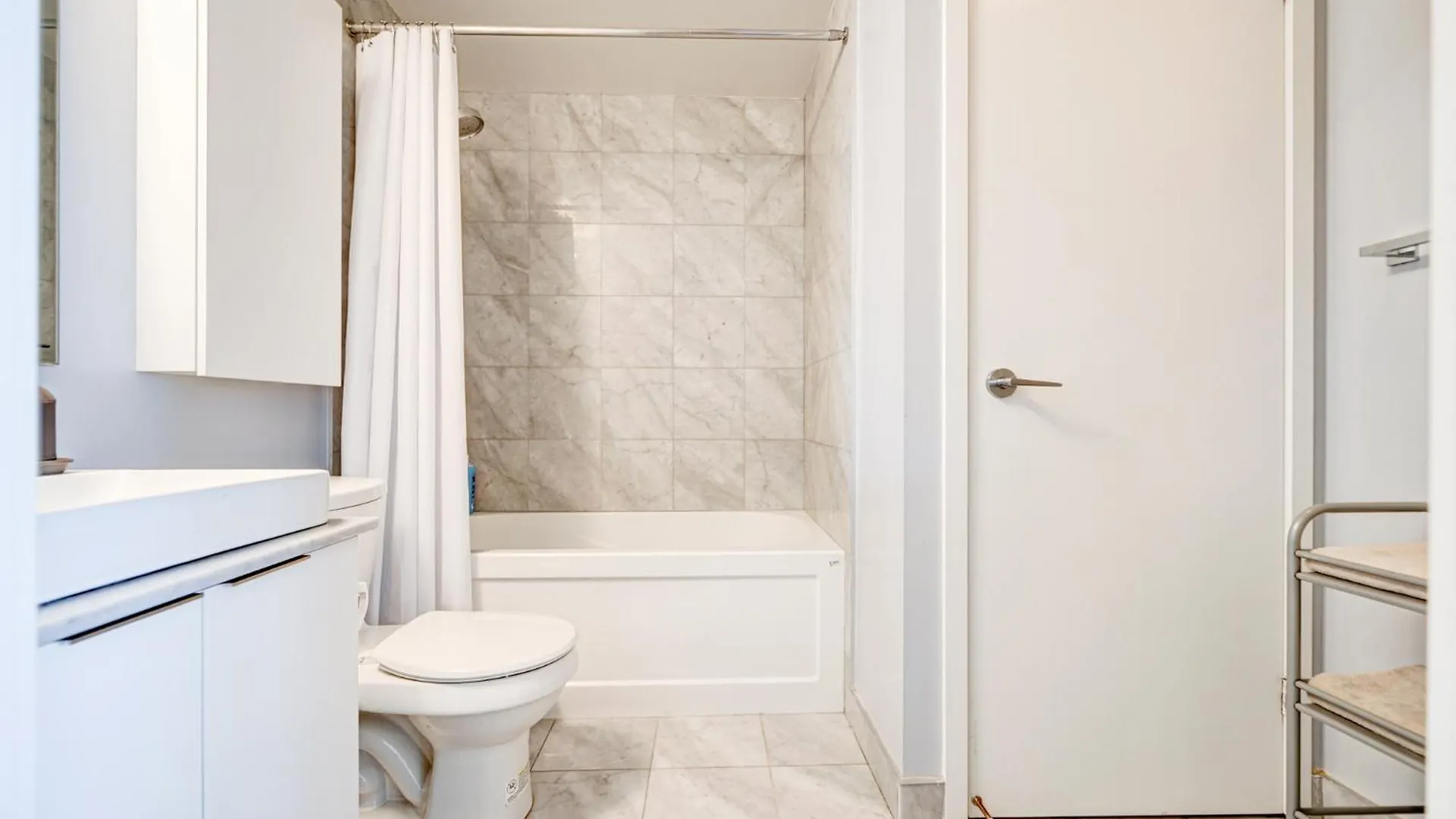 Apartment Royal York Suites Toronto