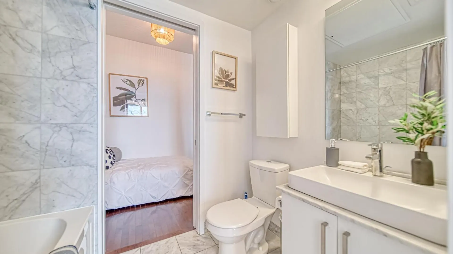 Royal York Suites Toronto Apartment